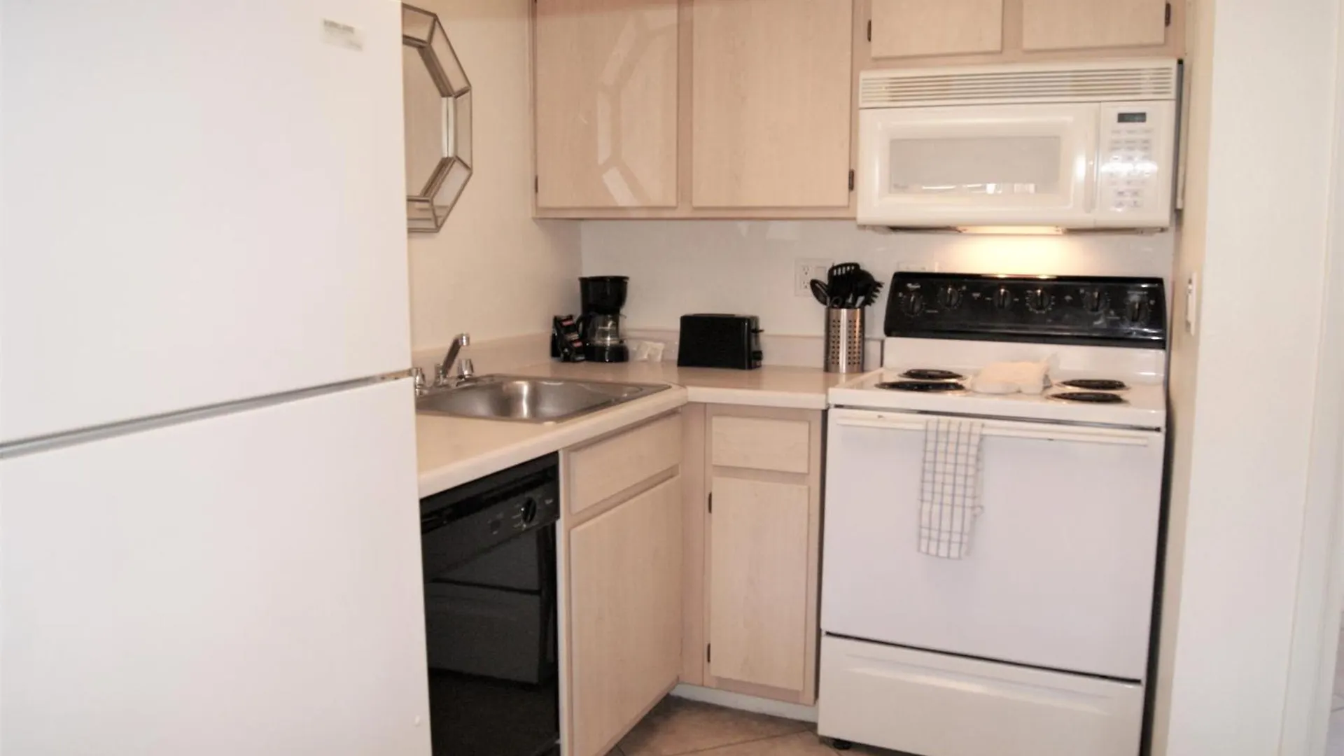 126 Fully Furnished 1Br Suite-Prime Location 스코 츠 데일 스코 츠 데일